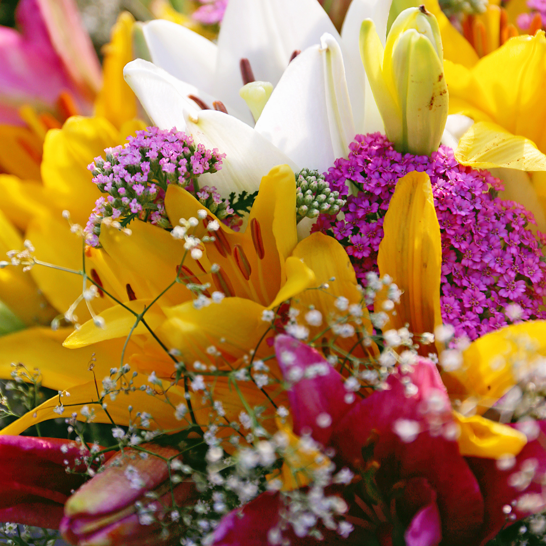 Lilies & Sea Lavender